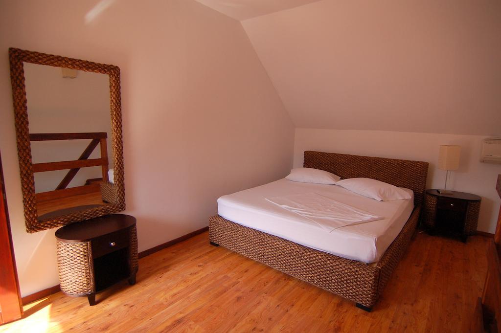 Doi Capitani Hotell Crisan  Rum bild